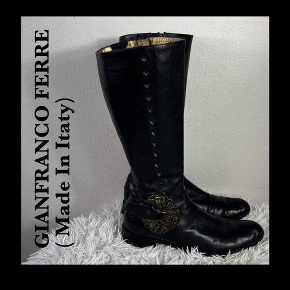 GIANFRANCO FERRE Black Leather Women\'s Zip-Top Boots with Gold Lining